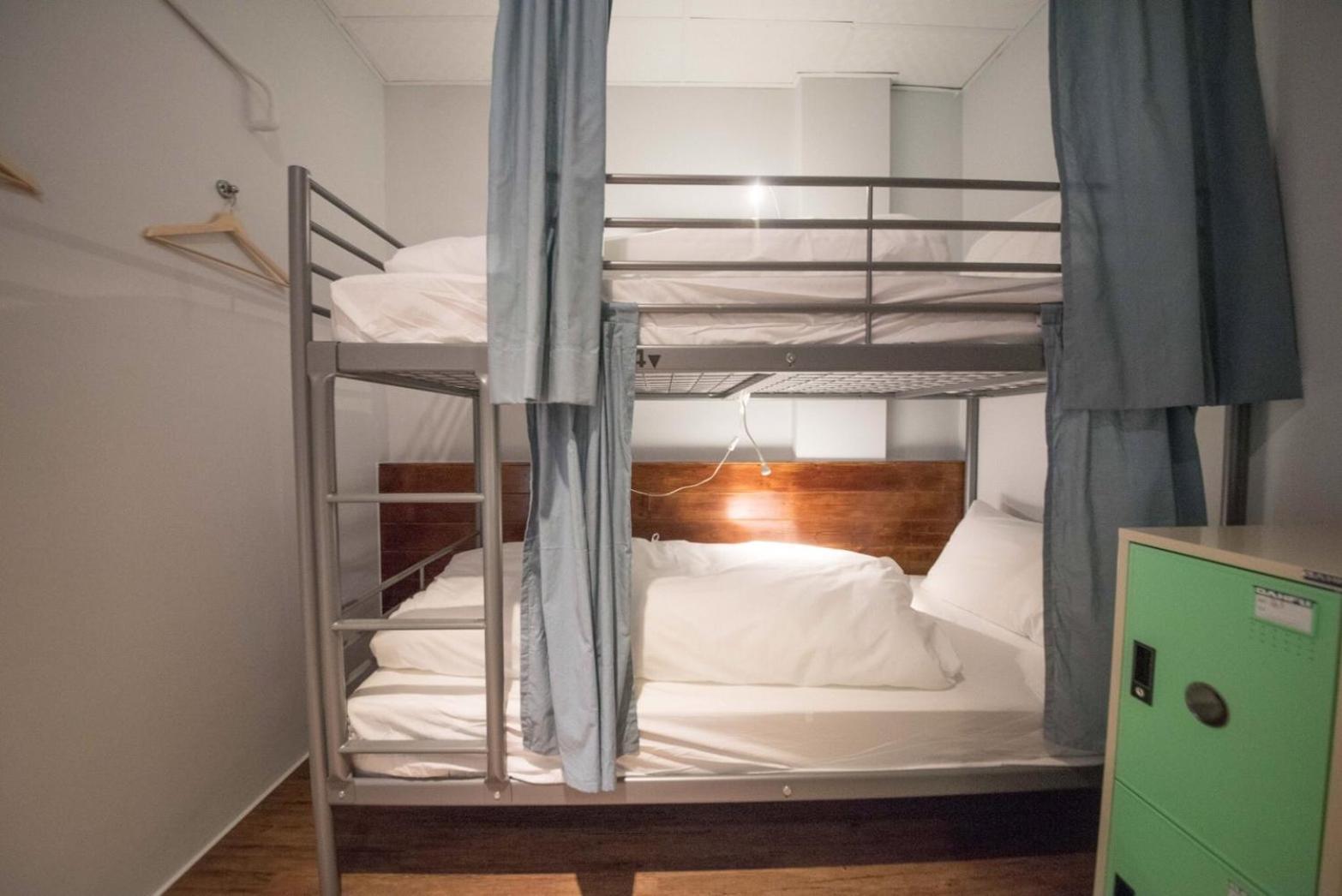 Deer Traveler Hostel 유치 외부 사진