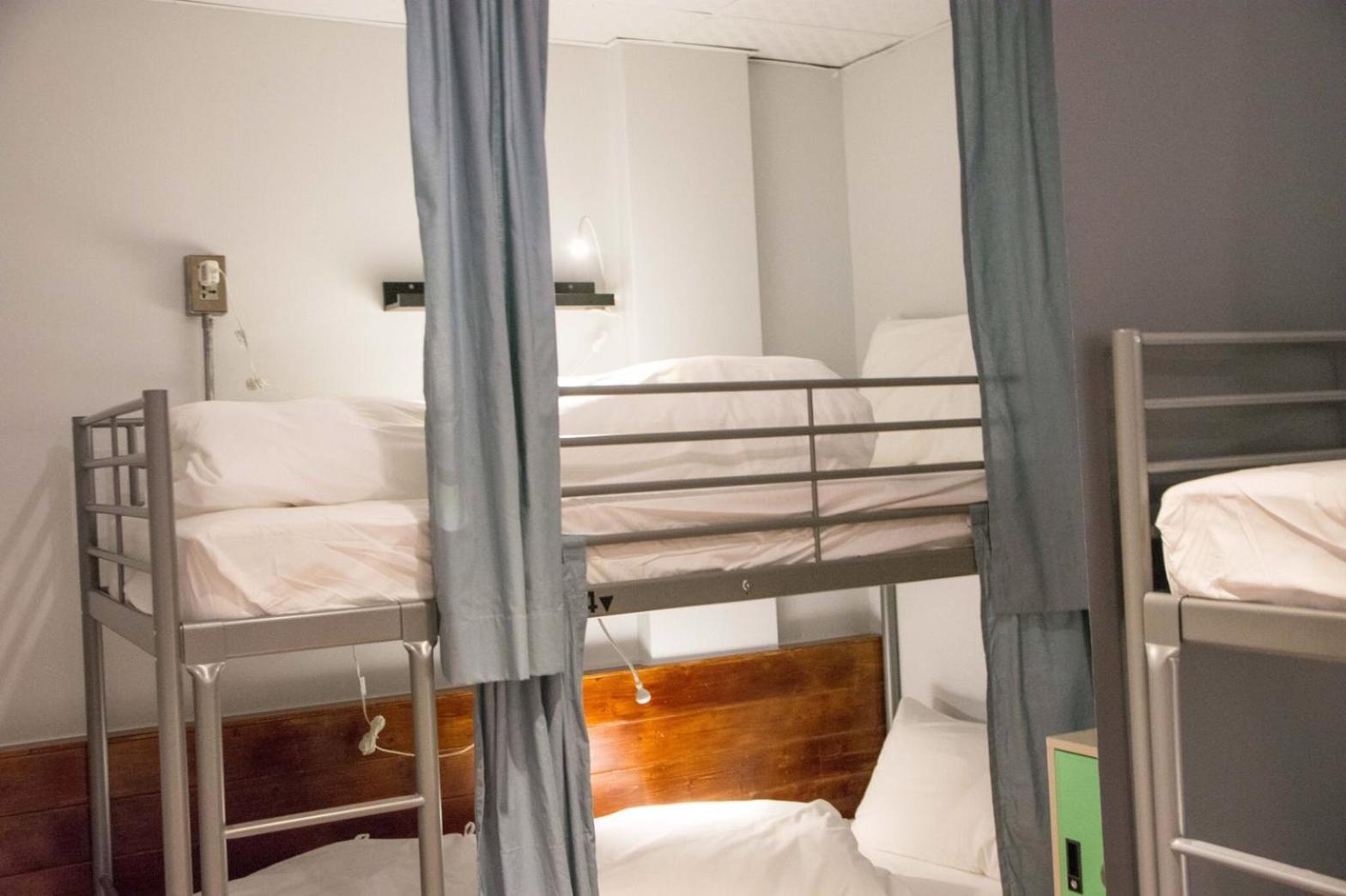 Deer Traveler Hostel 유치 외부 사진