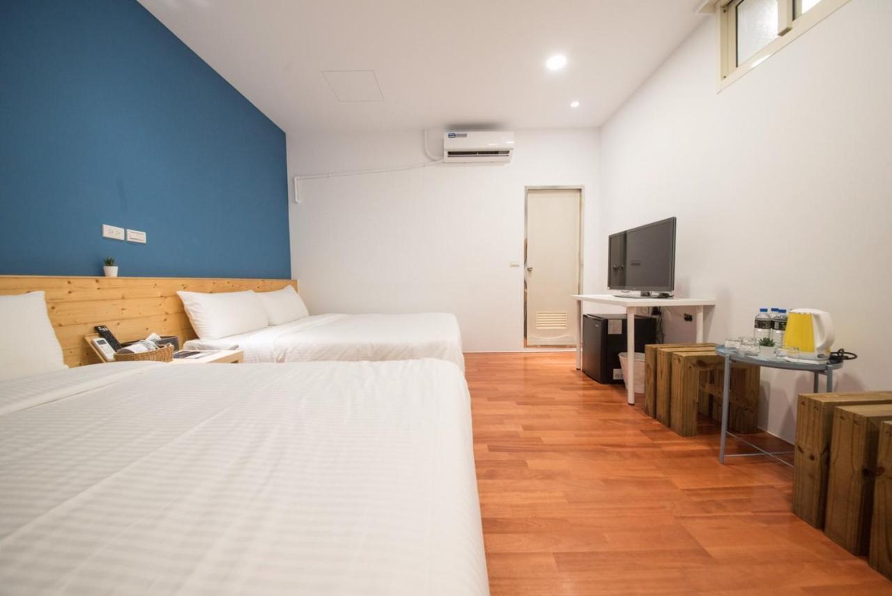 Deer Traveler Hostel 유치 외부 사진