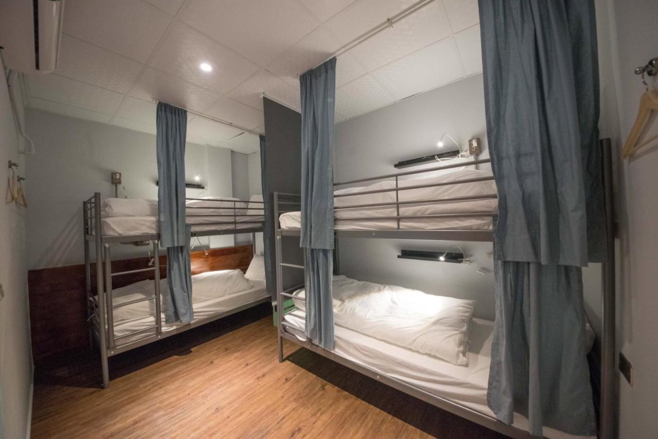 Deer Traveler Hostel 유치 외부 사진